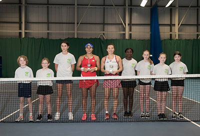 宮﨑 百合子　Yuriko Miyazaki