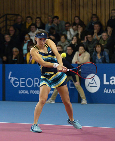 宮﨑 百合子　Yuriko Miyazaki